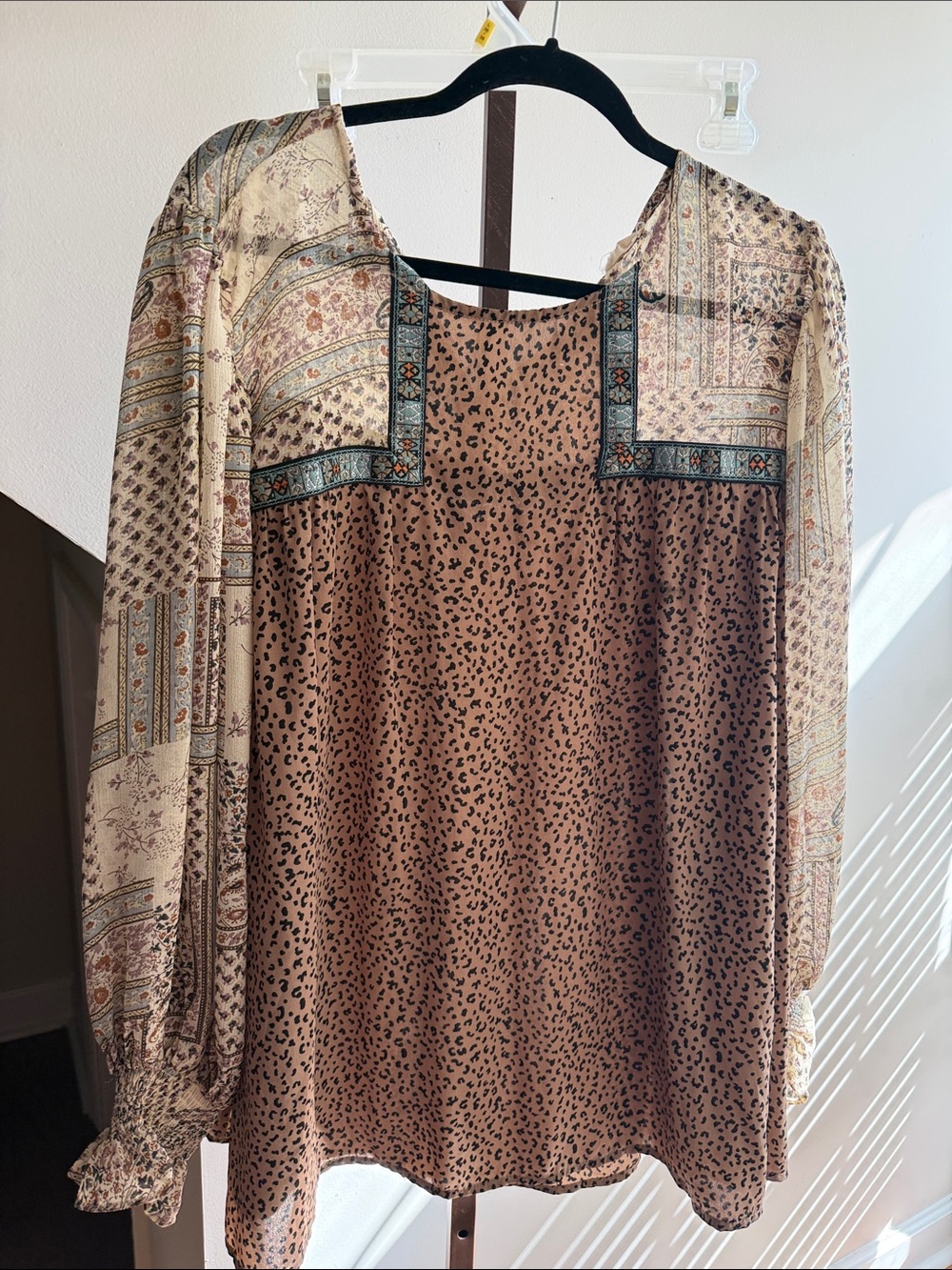 entro Brown Mixed-Print Long-Sleeve Boho Dress